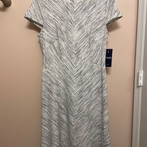 Chaps Women's Textured Gray Midi Dress